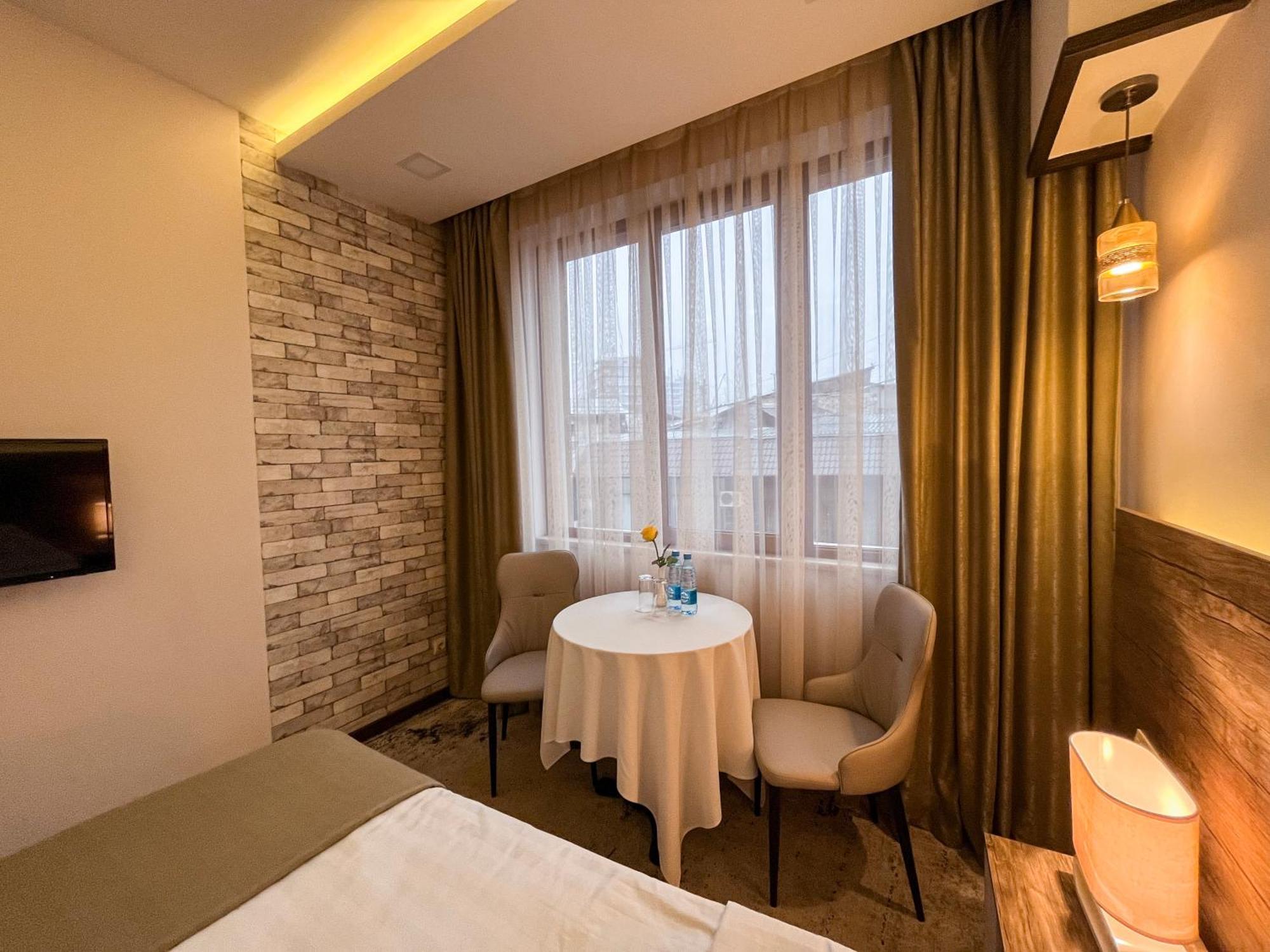 Evn Boutique Hotel Yerevan Ngoại thất bức ảnh