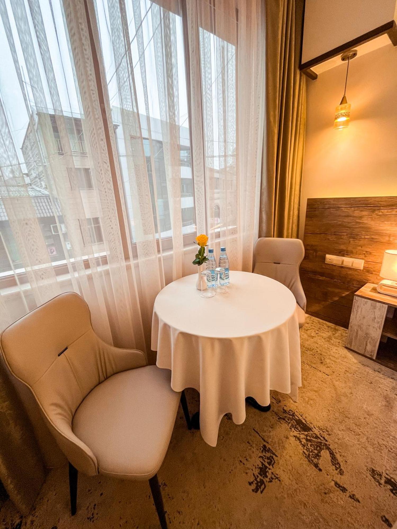 Evn Boutique Hotel Yerevan Ngoại thất bức ảnh