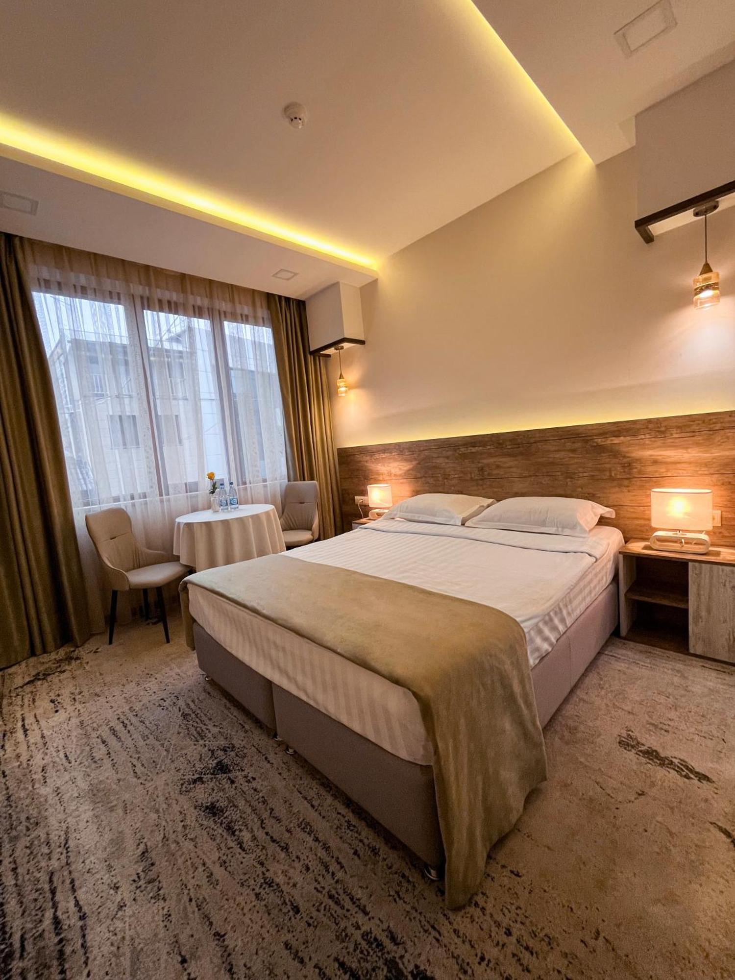 Evn Boutique Hotel Yerevan Ngoại thất bức ảnh